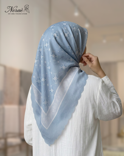 TUDUNG BAWAL PRINTED BIDANG 48 Cotton Voile Snow Flower Design