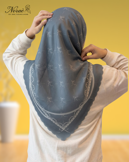 TUDUNG BAWAL PRINTED BIDANG 48 Cotton Voile Line Flower Design
