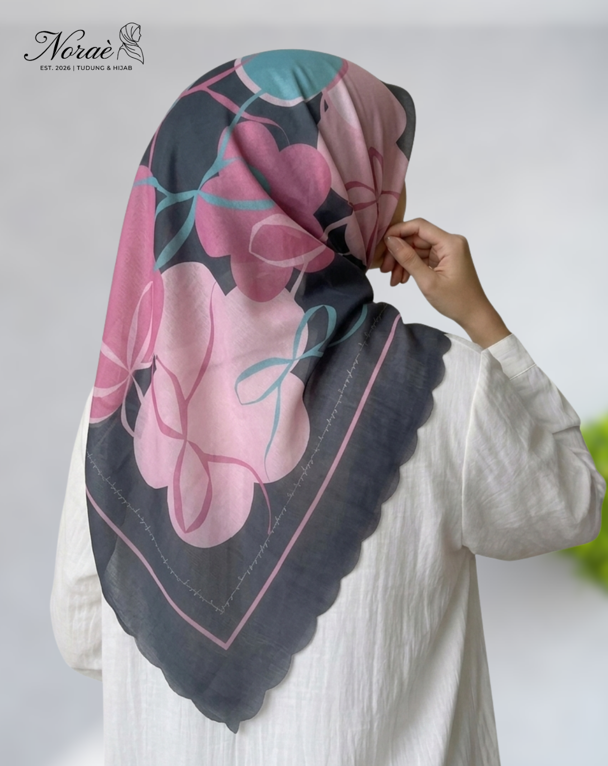 TUDUNG BAWAL PRINTED BIDANG 48 Cotton Voile Colorful Splash Design
