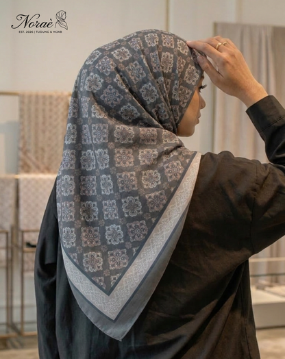 TUDUNG BAWAL PRINTED BIDANG 48 Cotton Voile Grid Design