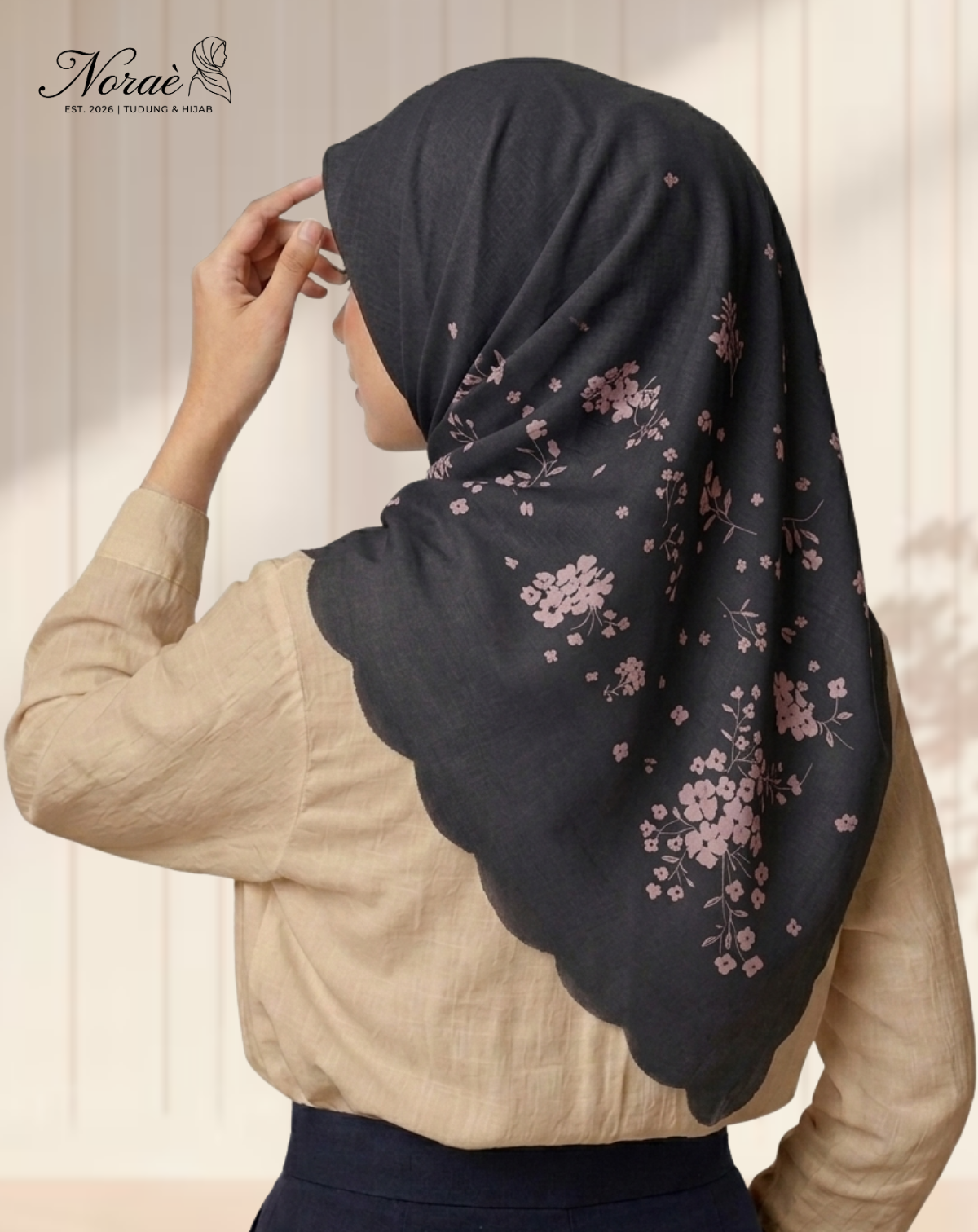 TUDUNG BAWAL PRINTED BIDANG 48 Cotton Voile Garden Design
