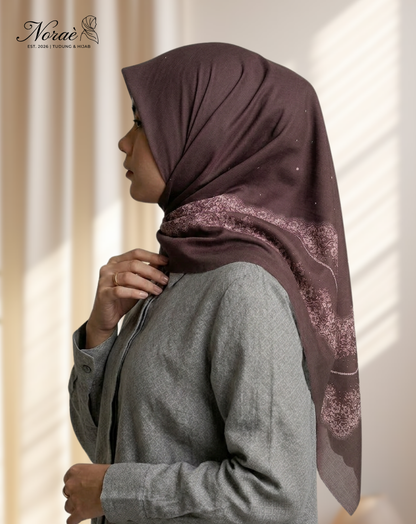 TUDUNG BAWAL PRINTED BIDANG 48 Cotton Voile Half Flower Design