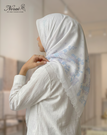 TUDUNG BAWAL PRINTED BIDANG 48 Cotton Voile Flower Leaf Design