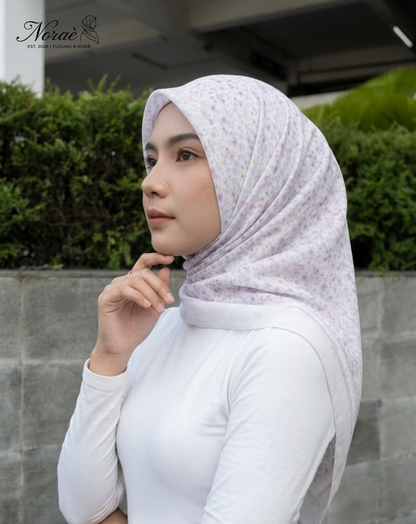 TUDUNG BAWAL PRINTED BIDANG 48 Cotton Voile Garden Fly Design