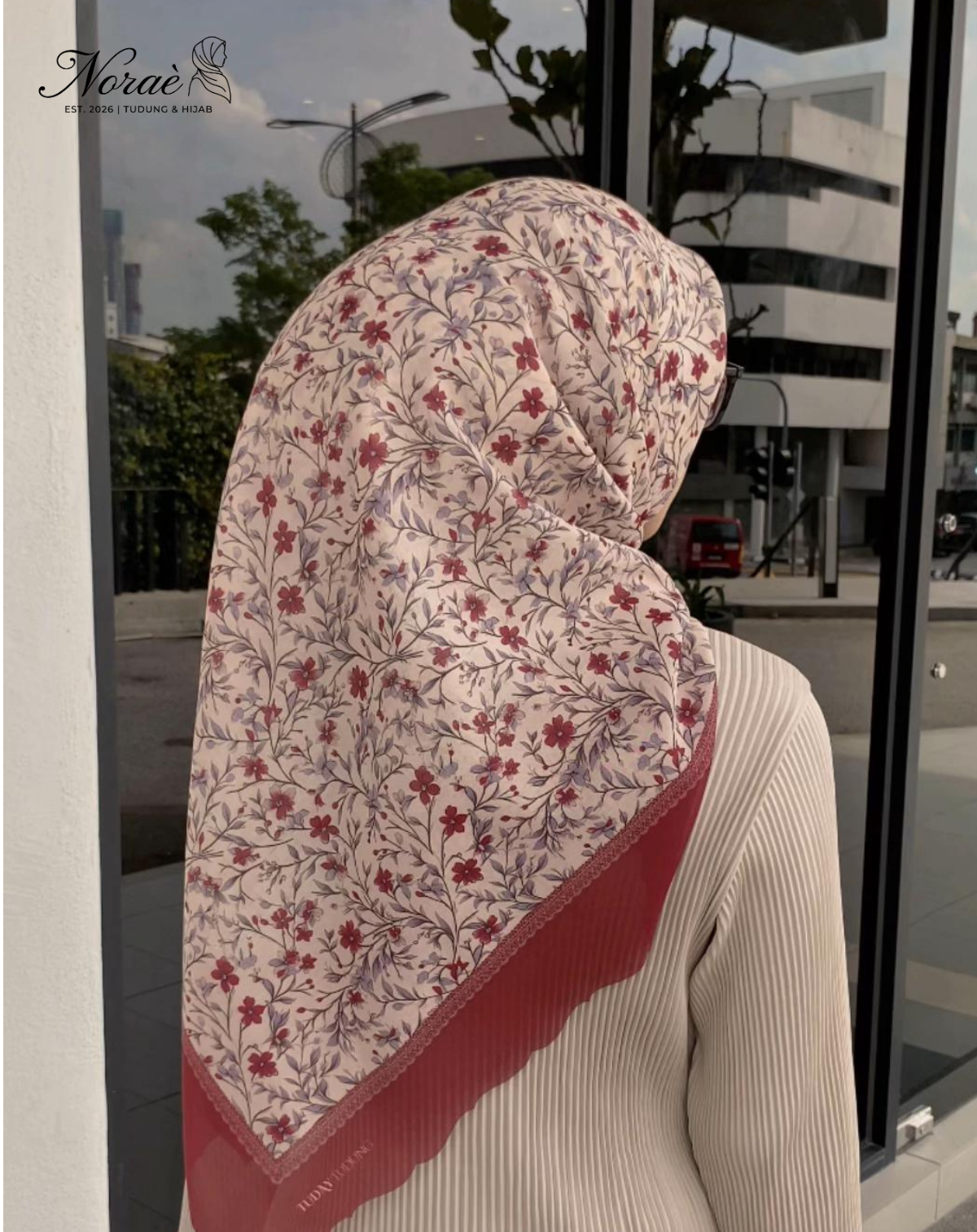 TUDUNG BAWAL PRINTED BIDANG 48 Cotton Voile Garden Fly Design
