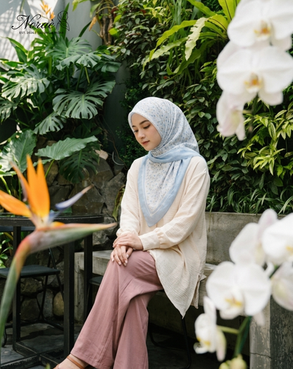 TUDUNG BAWAL PRINTED BIDANG 48 Cotton Voile Garden Fly Design