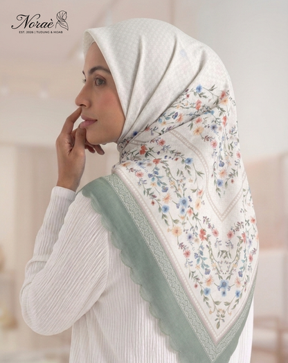 TUDUNG BAWAL PRINTED BIDANG 48 Cotton Voile Small Flower Peices