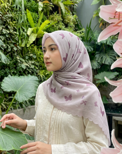 TUDUNG BAWAL PRINTED BIDANG 48 Cotton Voile ButterFly Design