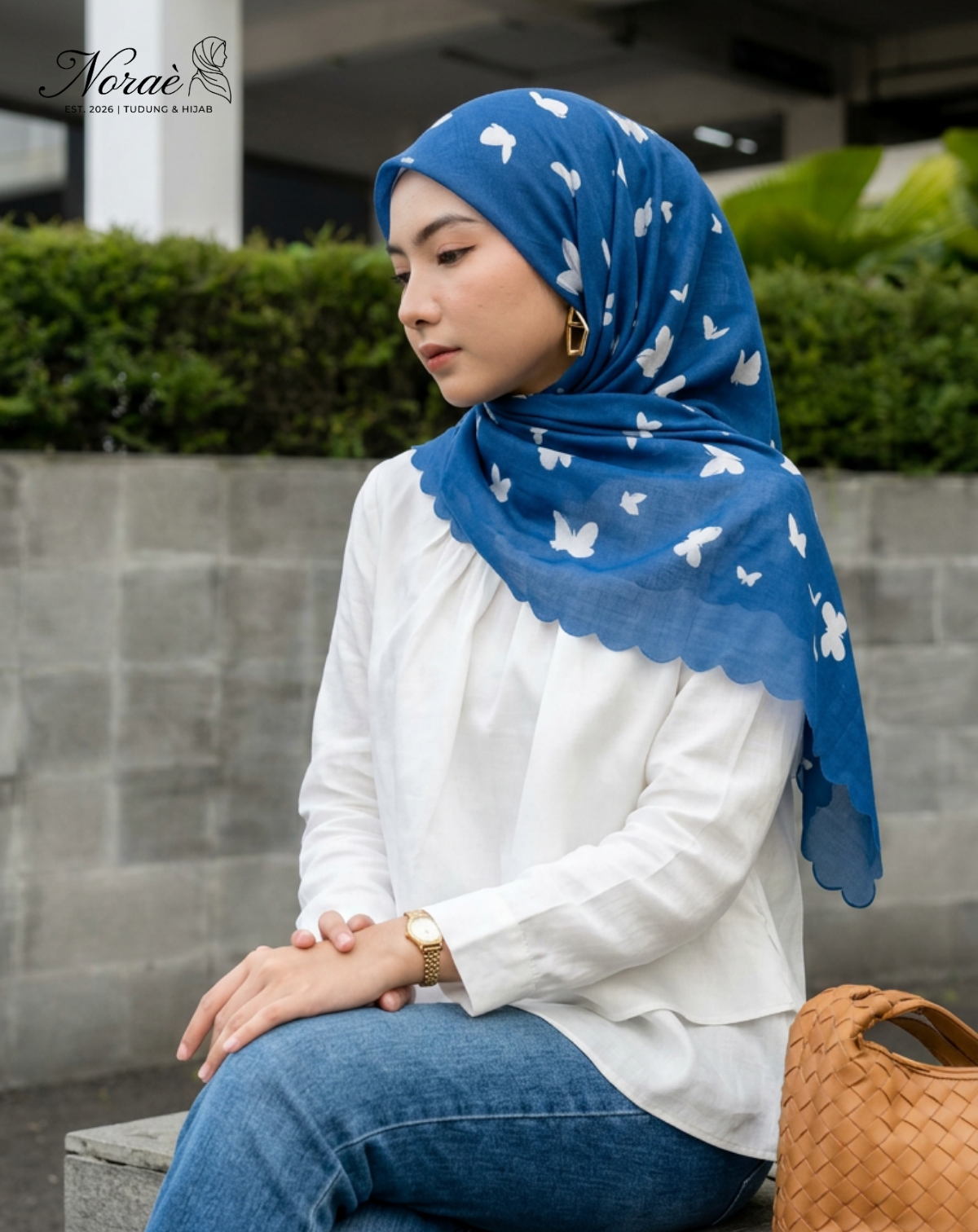TUDUNG BAWAL PRINTED BIDANG 48 Cotton Voile ButterFly Design