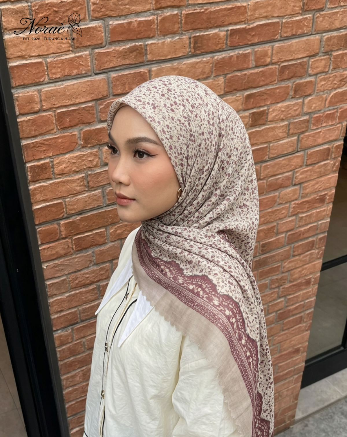 TUDUNG BAWAL PRINTED BIDANG 48 Cotton Voile Square Fruit Design