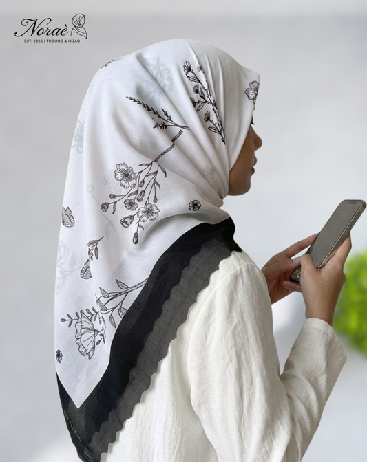 TUDUNG BAWAL PRINTED BIDANG 48 Cotton Voile Forest Design