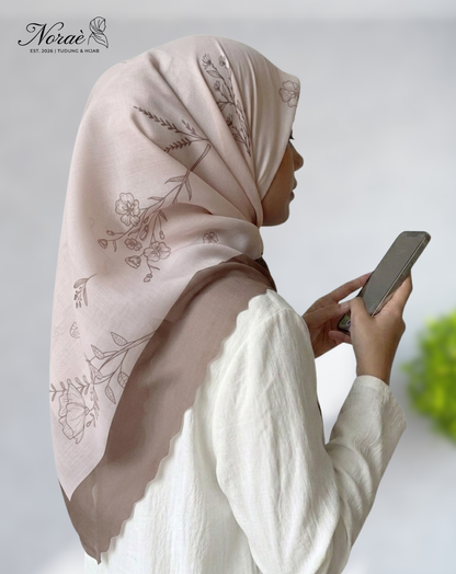 TUDUNG BAWAL PRINTED BIDANG 48 Cotton Voile Forest Design