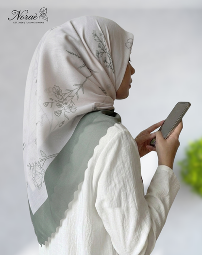 TUDUNG BAWAL PRINTED BIDANG 48 Cotton Voile Forest Design