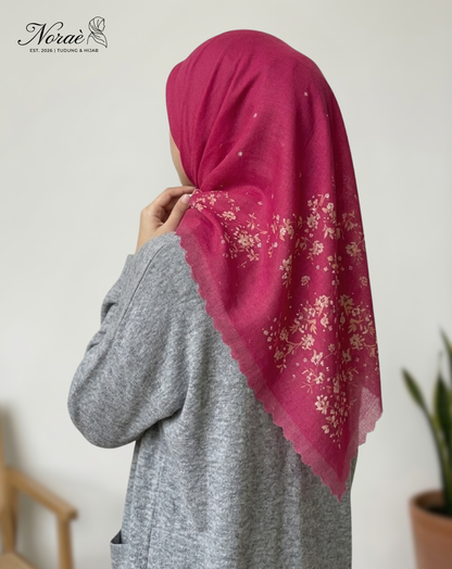 TUDUNG BAWAL PRINTED BIDANG 48 Cotton Voile Flower Pieces Design