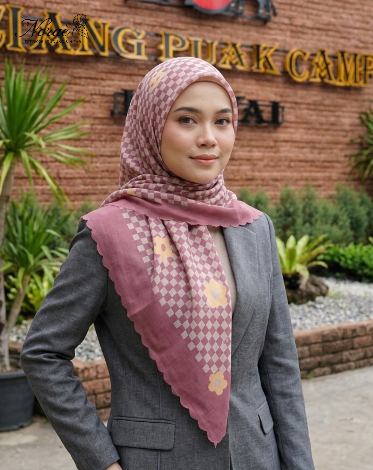 TUDUNG BAWAL PRINTED BIDANG 48 Cotton Voile Grid Flower Design